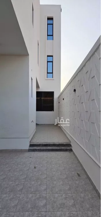 فيلا للبيع في شارع فرات بن ثعلبة, حي المدينة الصناعية, مدينة المدينه المنوره, منطقة المدينة المنورة صورة 5