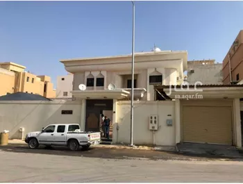 فيلا للبيع في شارع الوقف ، حي الفيصلية - الدرعية ، الرياض ، الدرعية