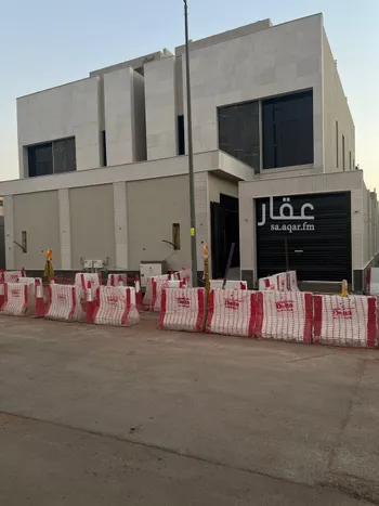 فيلا للبيع في شارع بشار العقيلي, حي النهضة, مدينة الرياض, منطقة الرياض