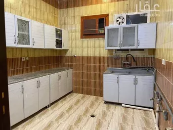شقة للإيجار في شارع الحديدة, حي العزيزية, مدينة الرياض, منطقة الرياض صورة 4