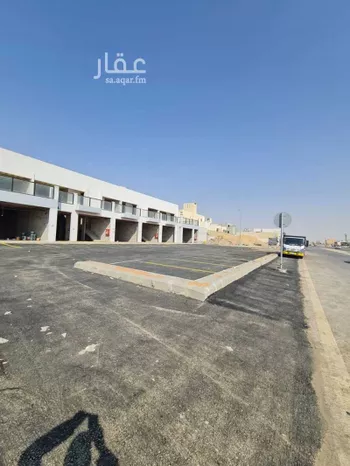 محل للإيجار في شارع الأمير خالد بن بندر بن عبدالعزيز, حي العارض, مدينة الرياض, منطقة الرياض