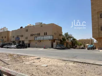عمارة للبيع في شارع مدينة الزايد, حي العقيق, مدينة الرياض, منطقة الرياض صورة 3