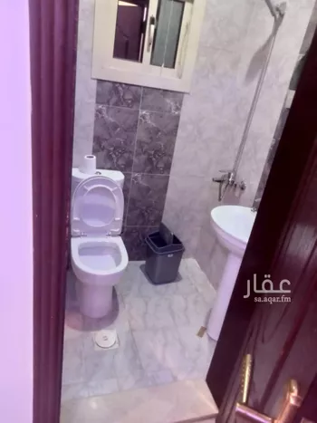شقة للإيجار في صورة 2