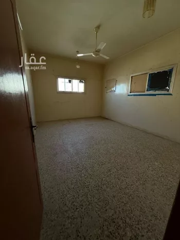 عمارة للإيجار في شارع الاغر, حي النهضة, مدينة تبوك, منطقة تبوك صورة 5