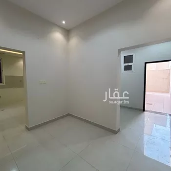 فيلا للبيع في شارع أحمد البجلي, حي السلام, مدينة عنيزه, منطقة القصيم صورة 2
