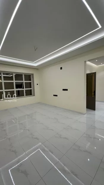 فيلا للبيع في شارع عثمان الصدفي, حي المصيف, مدينة عنيزه, منطقة القصيم صورة 4