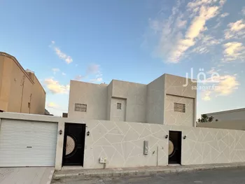 فيلا للبيع في حي الريان, مدينة عنيزه, منطقة القصيم صورة 2