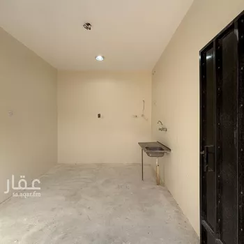 دور للبيع في شارع شارع سعد بن مطلق المطيري, حي الملك خالد, مدينة عنيزه, منطقة القصيم صورة 2