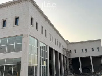 عمارة للإيجار في شارع 6119004, حي العروبة, مدينة الدمام, المنطقة الشرقية صورة 2