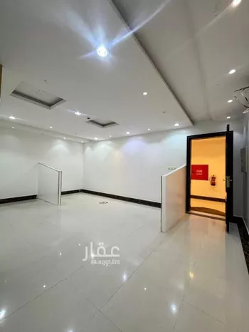 عمارة للإيجار في شارع الدائري الجنوبي الفرعي, حي شبرا, مدينة الرياض, منطقة الرياض صورة 3