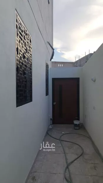 شقة للبيع في شارع ابراهيم الصايغ, حي الدفاع, مدينة المدينه المنوره, منطقة المدينة المنورة