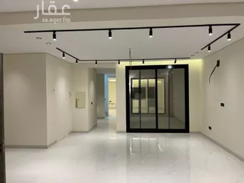 فيلا للبيع في شارع ابن أبي الشكر الفلكي, حي المهدية, مدينة الرياض, منطقة الرياض صورة 3