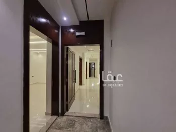 شقة للبيع في شارع عباد الناجي, حي مريخ, مدينة جدة, منطقة مكة المكرمة