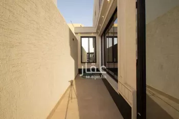 فيلا للبيع في شارع أم يونس, حي عكاظ, مدينة الرياض, منطقة الرياض صورة 5