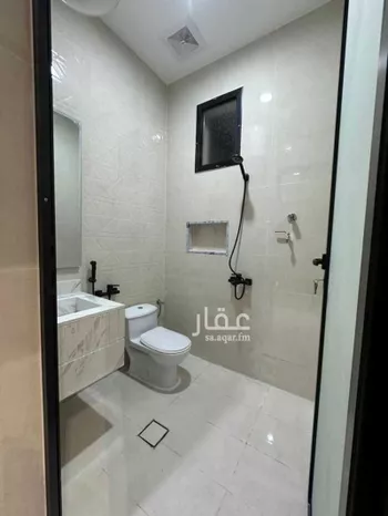 عمارة للبيع في شارع سلمان الفارسي, حي المحمدية, مدينة حفر الباطن, المنطقة الشرقية صورة 4