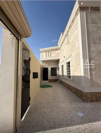 عمارة للبيع في شارع اليرموك 160, حي اليرموك, مدينة حفر الباطن, المنطقة الشرقية صورة 2