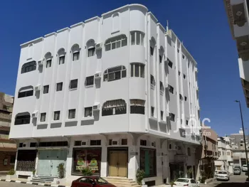 عمارة للبيع في شارع سعود بن عبدالعزيز, حي شبرا, مدينة امارة منطقة مكة المكرمة - الطائف, منطقة مكة المكرمة صورة 3