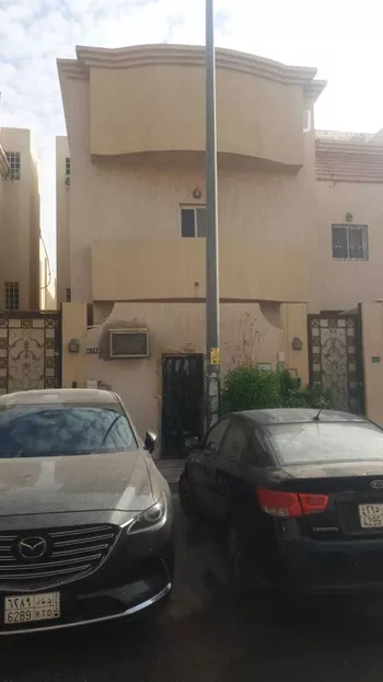فيلا للبيع في شارع الفرش, حي إشبيلية, مدينة الرياض, منطقة الرياض