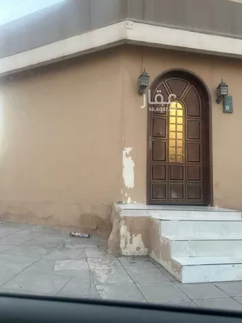 فيلا للبيع في شارع عمرو بن خالد, حي نمار, مدينة الرياض, منطقة الرياض صورة 2