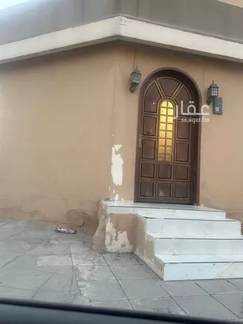 فيلا للبيع في شارع عمرو بن خالد, حي نمار, مدينة الرياض, منطقة الرياض