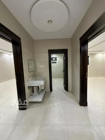 شقة للإيجار في شارع أبي بكر بن عبدالله, حي العزيزية, مدينة الرياض, منطقة الرياض صورة 4
