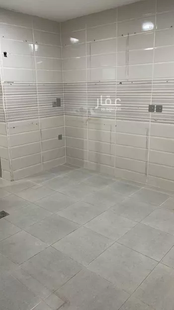 فيلا للإيجار في شارع شهيد الدين ثم الوطن عمر وليد الظاهر, حي الشهداء, مدينة الرياض, منطقة الرياض صورة 2