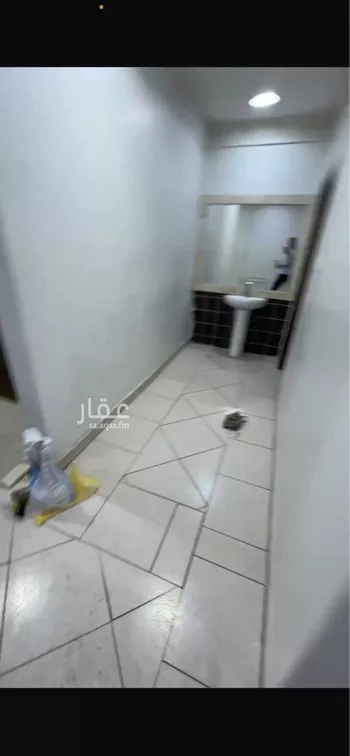شقة للإيجار في شارع نهاوند, حي العزيزية, مدينة الرياض, منطقة الرياض صورة 4