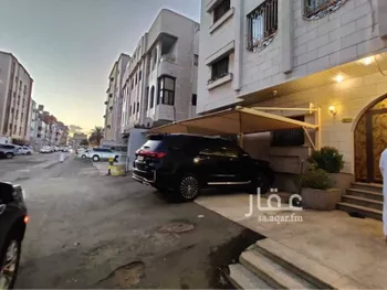عمارة للبيع في شارع الطرائفي, حي الصفاء, مدينة جدة, منطقة مكة المكرمة صورة 2