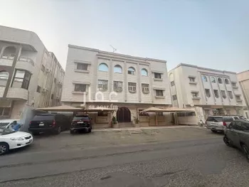 عمارة للبيع في شارع الطرائفي, حي الصفاء, مدينة جدة, منطقة مكة المكرمة صورة 5