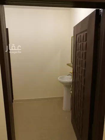 شقة للإيجار في شارع الشيخ عبدالرحمن بن إسحاق بن عبدالرحمن ، حي المنار ، الرياض ، منطقة الرياض صورة 4