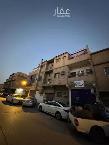 عمارة للبيع في شارع ابن المهاجر, حي غبيرا, مدينة الرياض, منطقة الرياض صورة 3