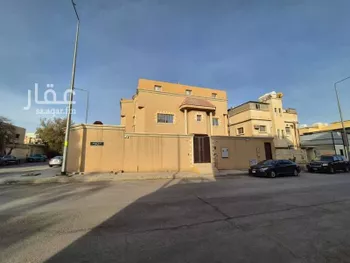 فيلا للبيع في شارع السيح, حي الملز, مدينة الرياض, منطقة الرياض صورة 2