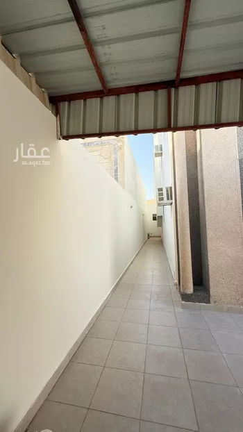 فيلا للبيع في شارع صالح إبراهيم المحميد, حي الصفاء, مدينة البكيريه, منطقة القصيم صورة 2