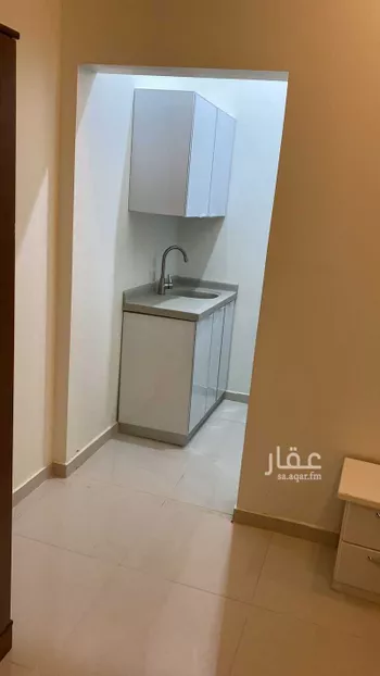 شقة للإيجار في شارع الحسن الرقي, حي القيروان, مدينة الرياض, منطقة الرياض