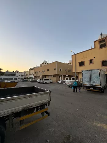 عمارة للبيع في شارع البياسي, حي عتيقة, مدينة الرياض, منطقة الرياض صورة 4