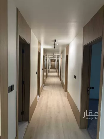 مكتب تجاري للإيجار في شارع انس بن مالك, حي الياسمين, مدينة الرياض, منطقة الرياض صورة 3