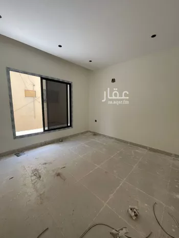 فيلا للبيع في شارع أحمد بن أبي عيسى, حي بدر, مدينة الرياض, منطقة الرياض صورة 3