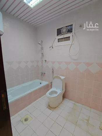 فيلا للإيجار في شارع المنيزلة, حي اليرموك, مدينة الرياض, منطقة الرياض صورة 5