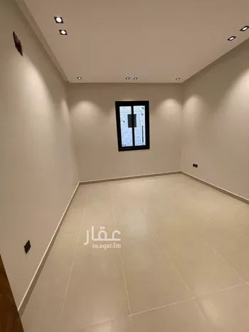 دور للبيع في شارع المغيره بن نوفل, حي عكاظ, مدينة الرياض, منطقة الرياض صورة 5