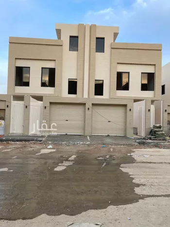 دور للبيع في شارع المغيره بن نوفل, حي عكاظ, مدينة الرياض, منطقة الرياض