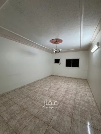 شقة للإيجار في شارع ثغرة, حي إشبيلية, مدينة الرياض, منطقة الرياض
