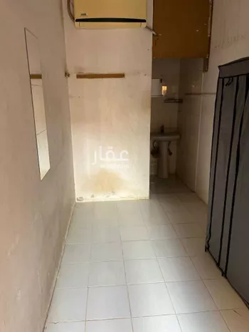 غرفة للإيجار في شارع أحمد بن هاشم, حي إشبيلية, مدينة الرياض, منطقة الرياض