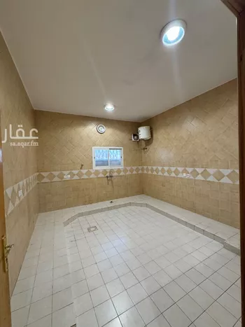 شقة للإيجار في شارع ثغرة, حي إشبيلية, مدينة الرياض, منطقة الرياض