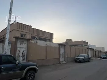 فيلا للبيع في شارع عبدالله بن النعمان, حي الشفاء, مدينة عنيزه, منطقة القصيم صورة 2
