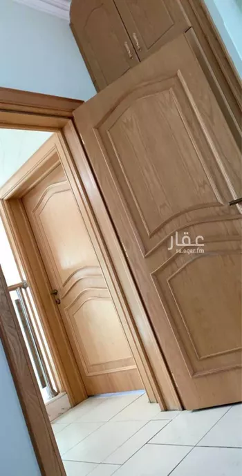 فيلا للإيجار في شارع أحمد بن خلف الأنصاري ، حي العقيق ، الرياض ، منطقة الرياض صورة 2