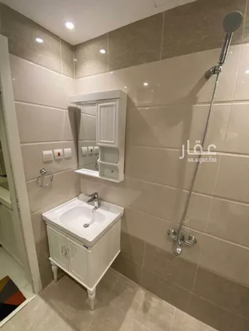 شقة للإيجار في شارع جبل شدقم, حي الحمراء, مدينة الخبر, المنطقة الشرقية صورة 5