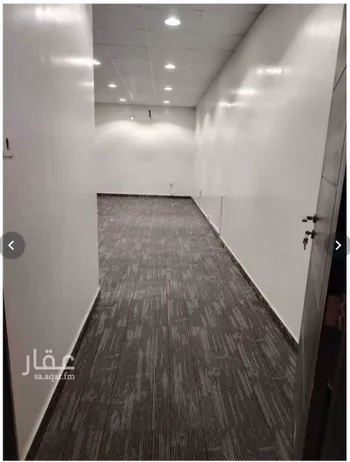 مكتب تجاري للإيجار في شارع عثمان بن عفان, حي النرجس, مدينة الرياض, منطقة الرياض صورة 5