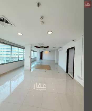 مكتب تجاري للإيجار في شارع طريق الملك عبدالعزيز, حي الخبرالشمالية, مدينة الخبر, المنطقة الشرقية صورة 3