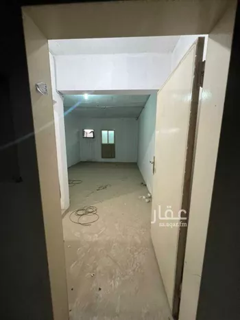 مكتب تجاري للإيجار في شارع أحمد الكاتب, حي السلي, مدينة الرياض, منطقة الرياض صورة 3
