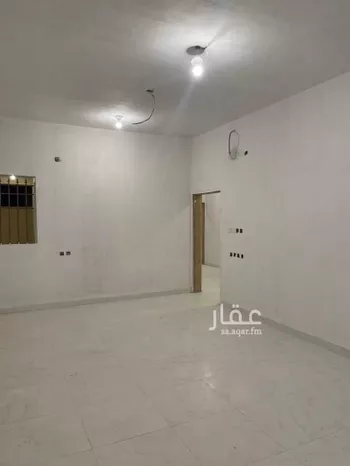 مستودع للإيجار في شارع عائذ بن عمرو ، حي درة المنسك ، الشرف ، منطقة عسير صورة 4